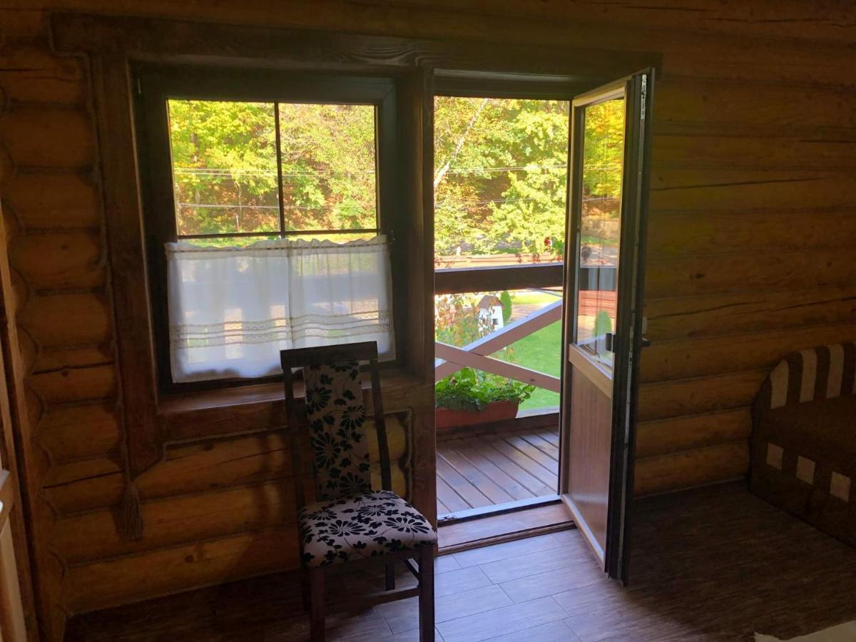 U Druziv Hotell Poljana Eksteriør bilde