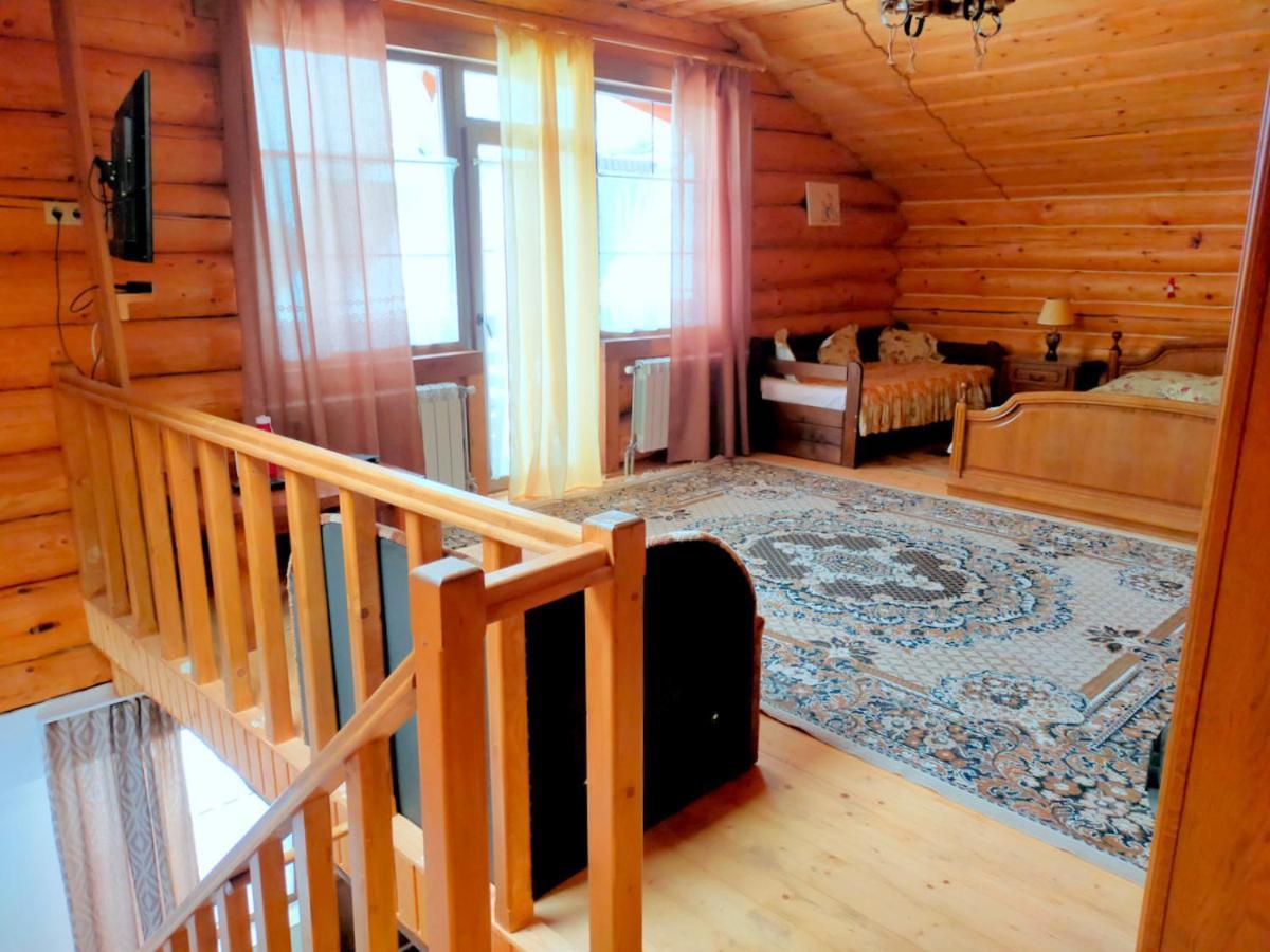 U Druziv Hotell Poljana Eksteriør bilde
